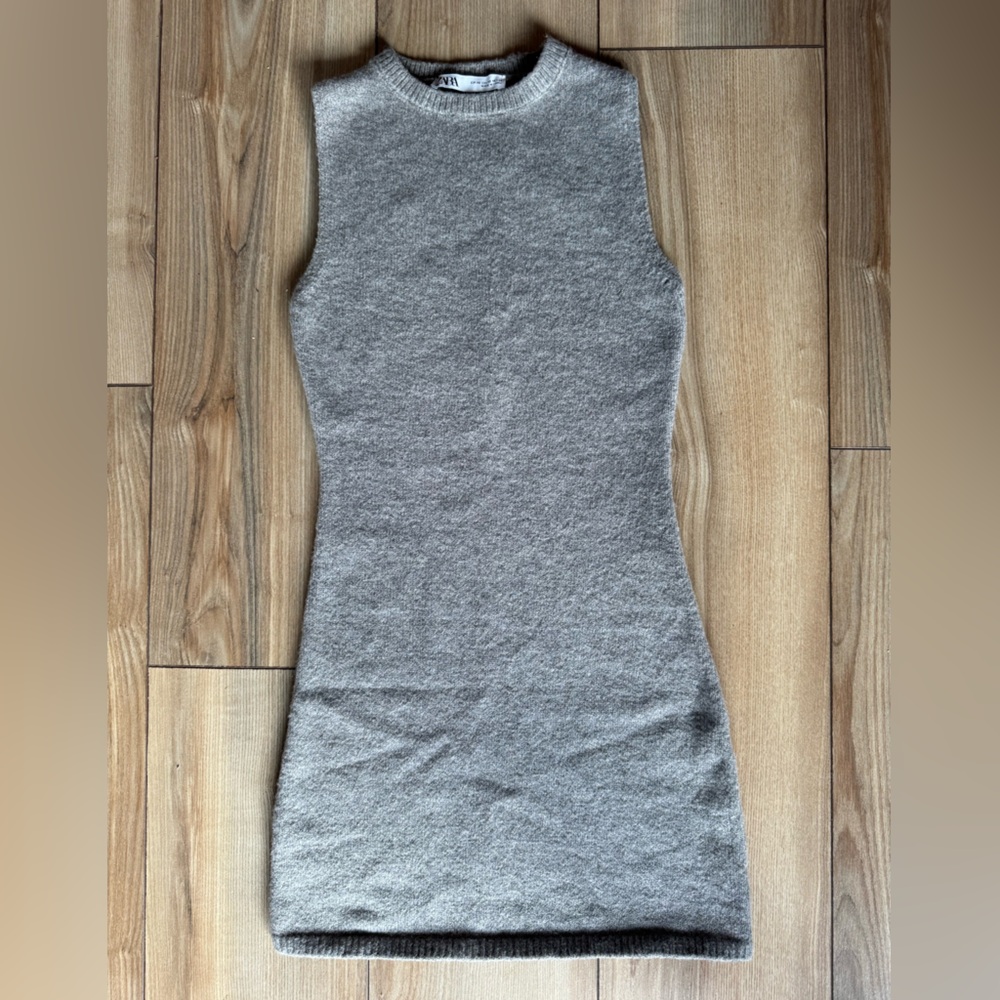 Zara Short Grey Sweater Dress